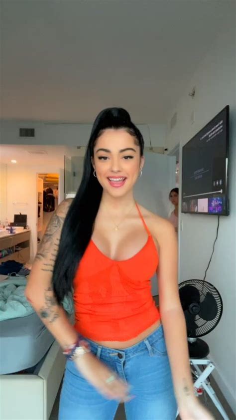 Malu Trevejo (@malutrevejo) Official